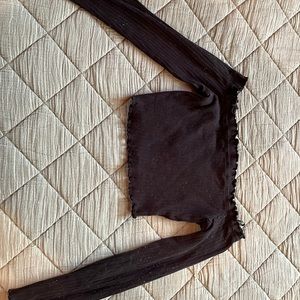 Cropped off the shoulder long sleeve